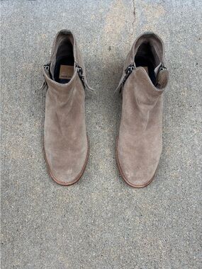 Dolce Vita Sibil Ankle Bootie - Dark Taupe Suede